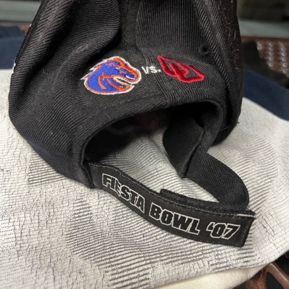 Fiesta Bowl Boise St vs Oklahoma 2007 hat - Picture 3 of 3